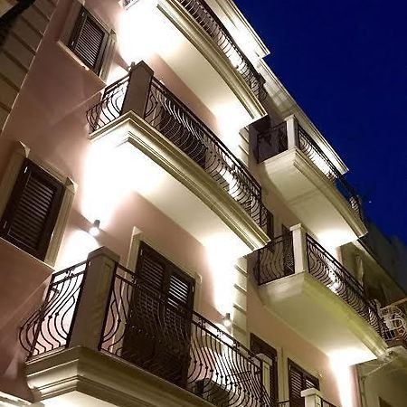 Palazzo Eliss Bed & Breakfast Margherita Di Savoia Ngoại thất bức ảnh