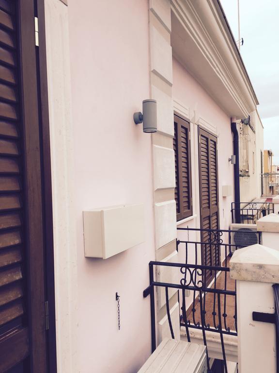 Palazzo Eliss Bed & Breakfast Margherita Di Savoia Phòng bức ảnh
